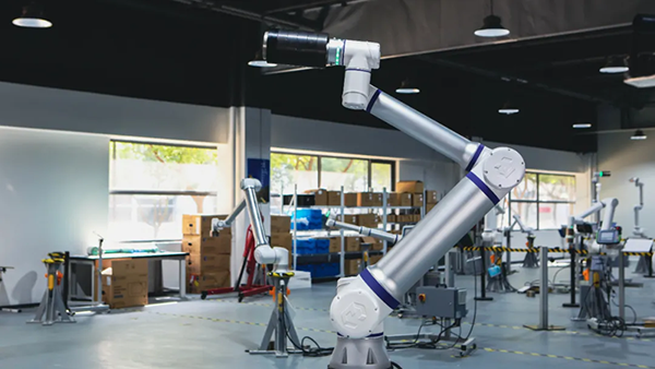 AG庄闲机器人,引领国内协作机械臂大负载时代